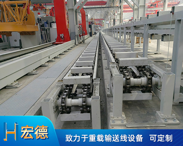  滾子鏈輸送機